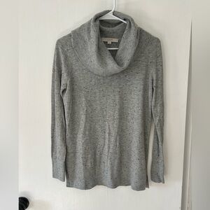 Loft Grey and Black Cowl